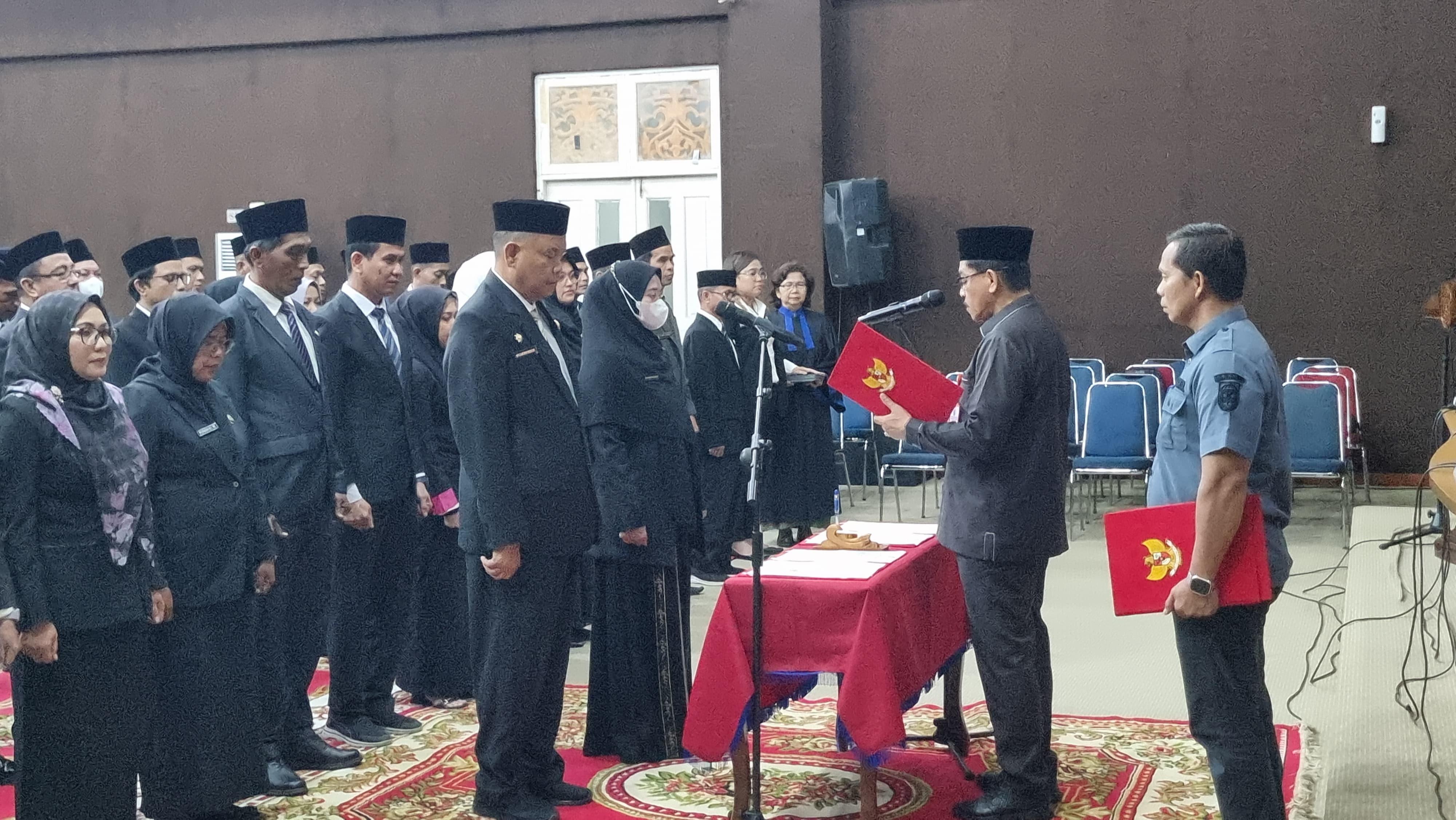 mutasi-pejabat-di-lingkungan-pemkab-pelalawan-kamis-21-maret.jpg