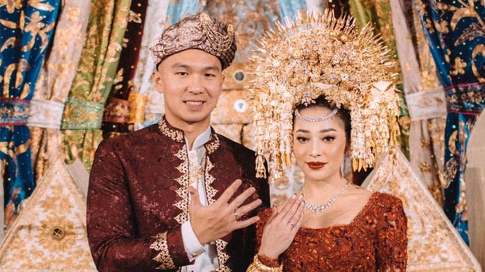 SAH, Nikita Willy dan Indra Priawan Menikah Hari Ini, Mas Kawin 75 gram Emas Bertahtakan Berlian