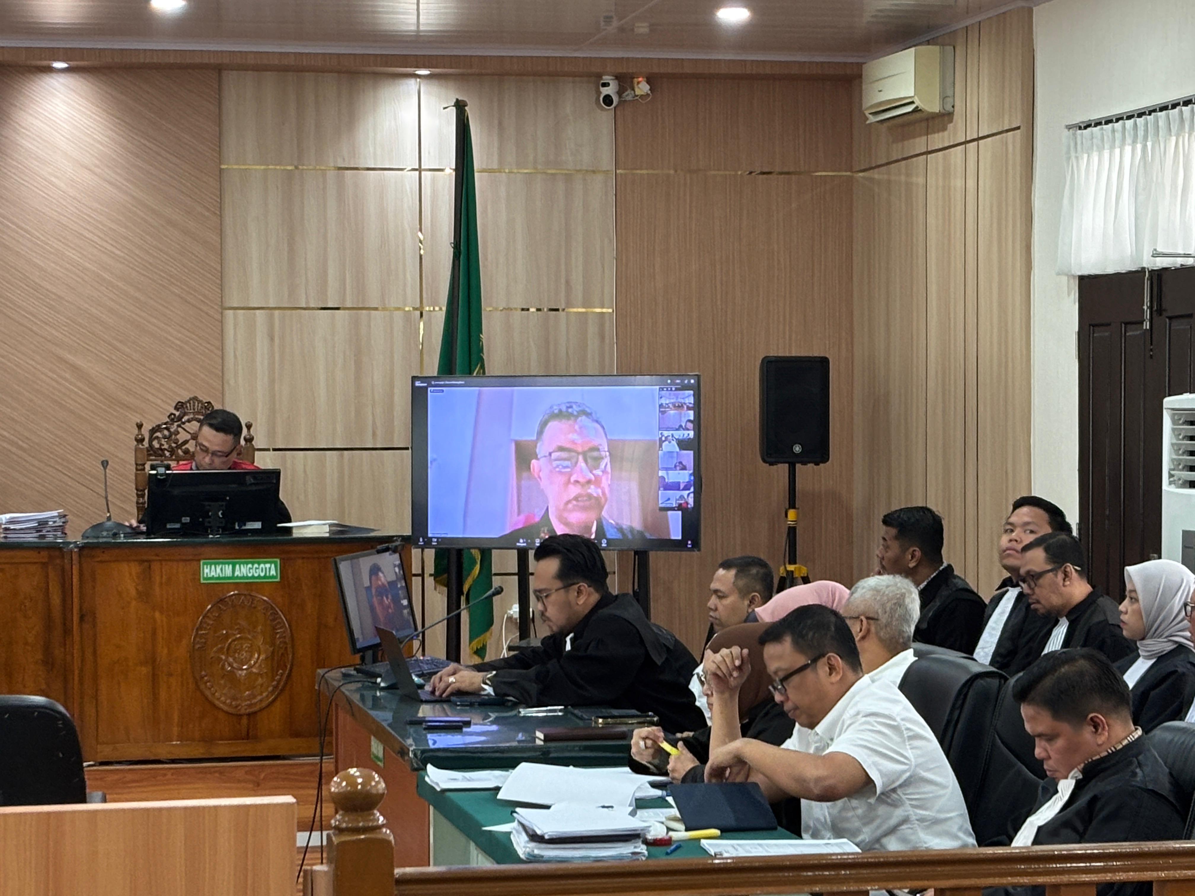 pakar-terkemuka-di-bidang-Hukum-Administrasi.jpg