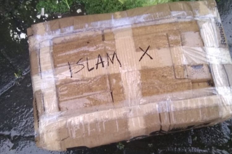 HEBOH Paket Misterius di Makassar: Ada Tulisan Islam X