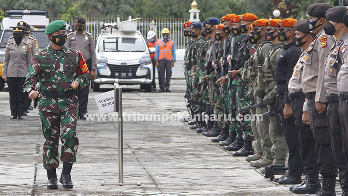 Foto : Apel Pasukan Pengamanan Kunjungan Presiden ke Riau