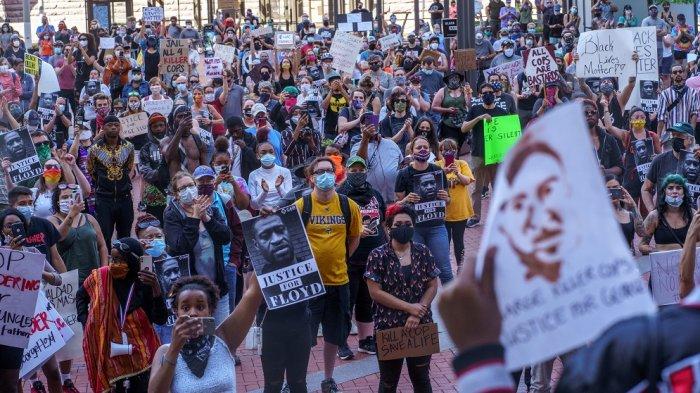 Donald Trump Kerahkan Tentara dari Garda Nasional untuk Kendalikan Kerusahan