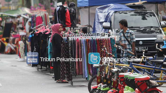 pedagang-jualan-di-car-free-day-3-29112015_20151129_105709.jpg