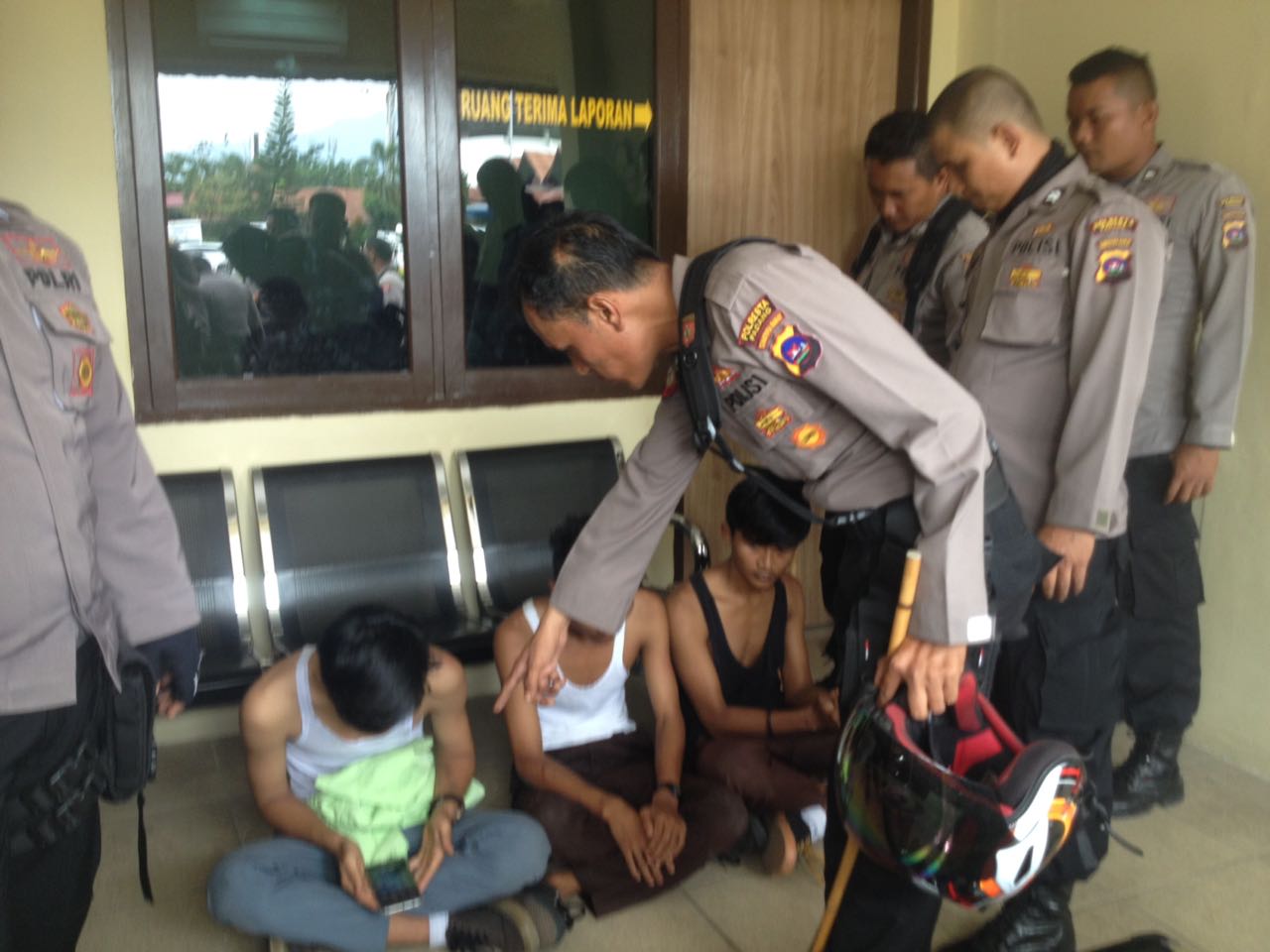 pelajar-smk-di-padang-bawa-golok_20180112_183202.jpg