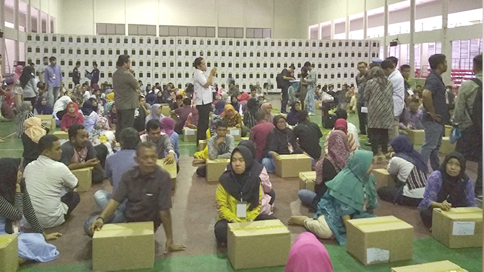 pelipatan_logistik_surat_suara_di_gudang_kpu_kota_pekanbaru.jpg