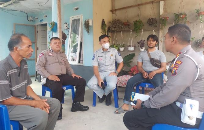 Jasa Raharja Serahkan Santunan Ibu Driver Ojol Korban Meninggal Dunia Akibat Lakalantas di Pekanbaru