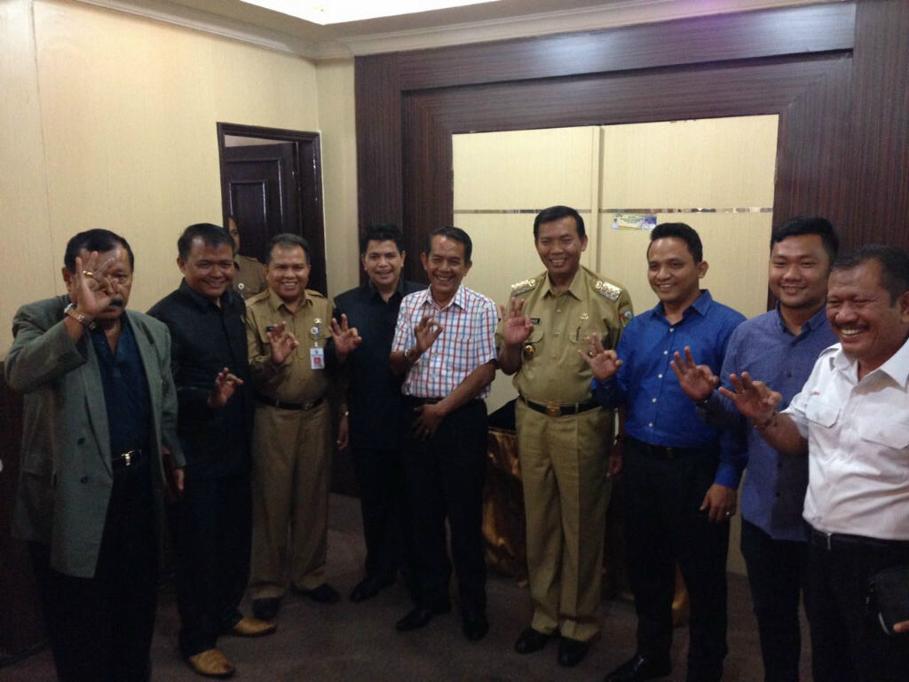 penandatanganan-kontrak-pembangunan-pasar-induk_20161024_152553.jpg