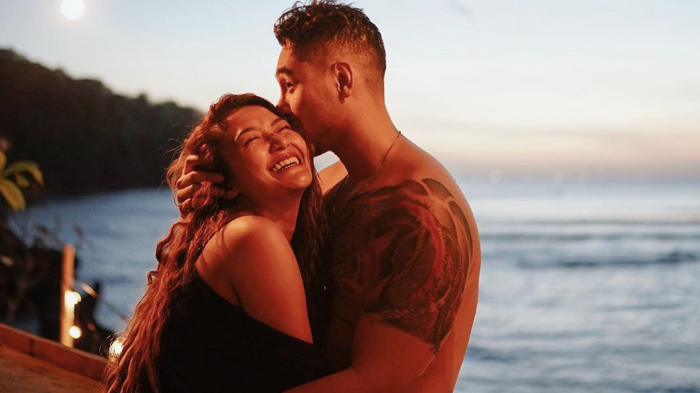 Pengakuan Siti Badriah: Suami Siti Badriah Ajak Hubungan Badan Bervariasi di Meja Makan dan di Sofa