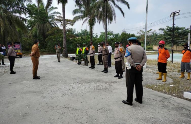 pengarahan-saat-apel-sebelum-patroli-siaga-karhuta.jpg