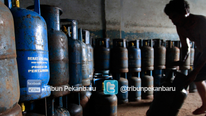 penyaluran-elpiji-harus-merata-3_20150521_181554.jpg