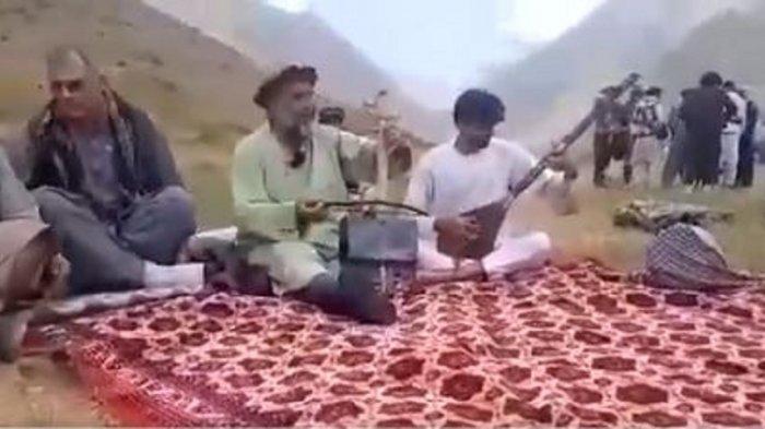 Penyanyi Folk Asal Afghanistan Fawad Andarabi Disebut Telah Tewas Dibunuh Taliban