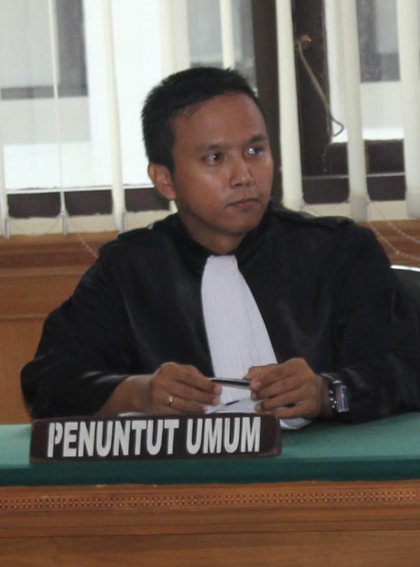 plh-kasi-pidsus-dumai_20170803_215821.jpg