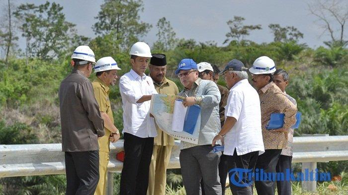 presiden-jokowi-bersama-sejumlah-menteri-meninjau-kawasan-bukit-soeharto.jpg