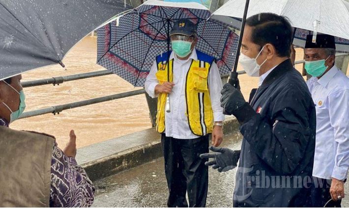 Kambing Hitamkan Hujan dan Sungai Penyebab Banjir Kalsel, Presiden Jokowi Dikritik