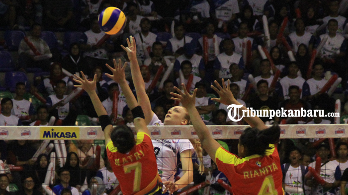 FOTO: Proliga Putaran 2 Pekanbaru, Tim Putri Jakarta Pertamina Energi Kalahkan Jakarta Elektrik PLN - proliga6.jpg