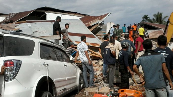 reruntuhan-gempa-aceh_20161207_170411.jpg