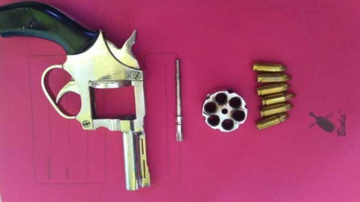 Bak Film Action, Pelaku Begal Gagal Rampas Senpi Polisi, Lalu Cari Senpi Rakitan Miliknya & Kena Dor