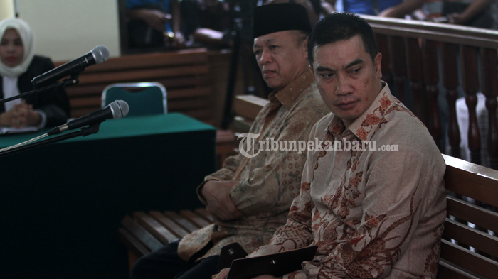 sidang-suparman-dan-johar-firdaus-oke_20170126_125000.jpg