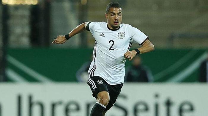 Abaikan eks Juventus , Inter Milan akan Datangkan Bek Sayap Kanan Jeremy Toljan