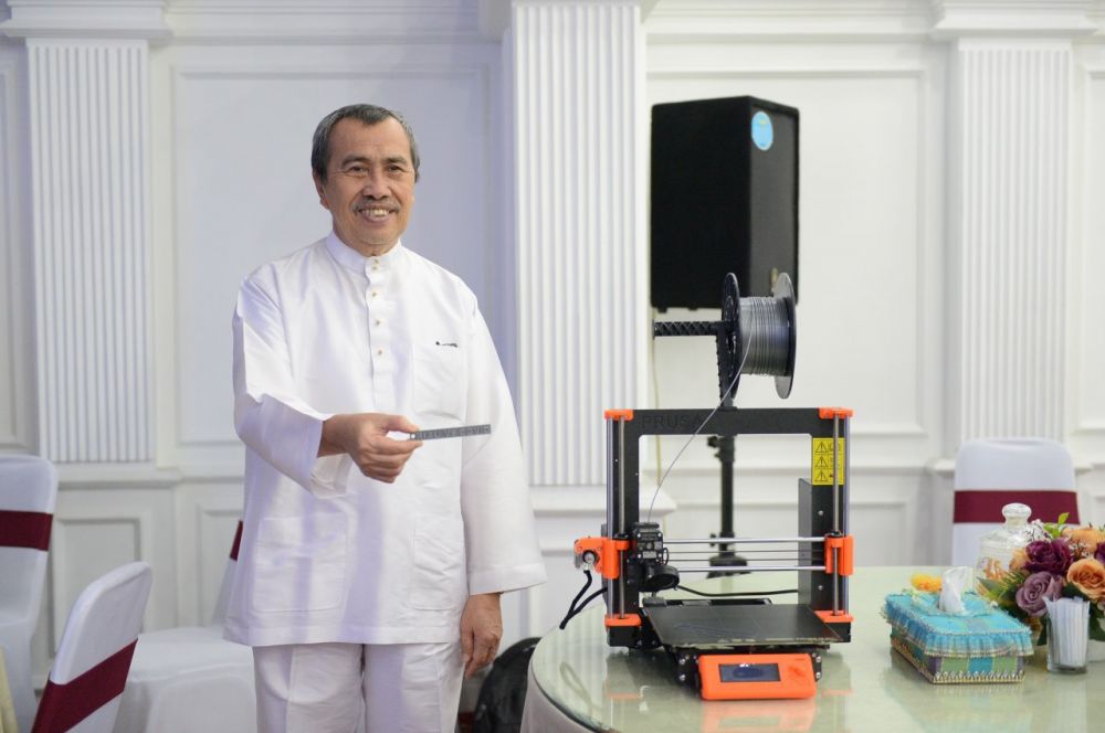 syamsuar-sumbang-satu-unit-3d-printing.jpg