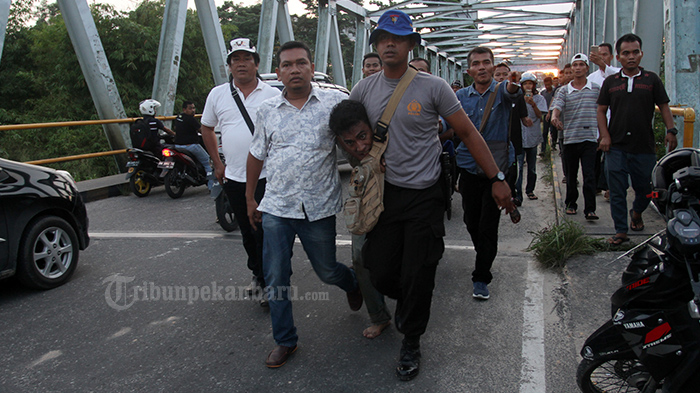 tahanan-berhasil-ditangkap_20170505_212236.jpg