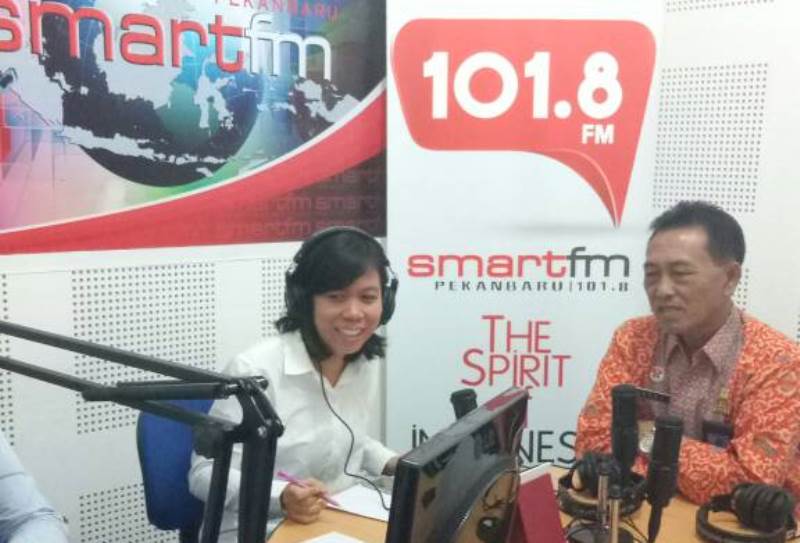 talkshow-pekanbaru-insight-smart-fm-1018-pekanbaru_20170615_104406.jpg