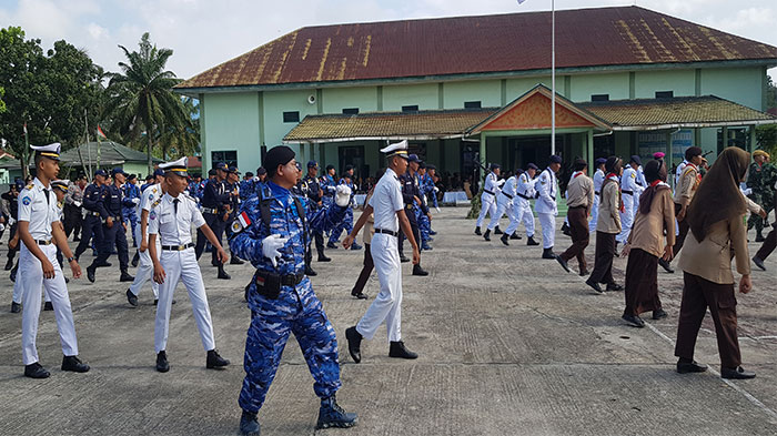 tari-tarbuba-hut-tni-di-dumai.jpg