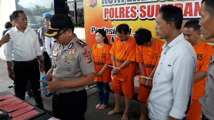 KISAH Cinta Segitiga Berujung Petaka:Ketahuan Selingkuh, Foto Telanjang Hingga Dianiaya Sampai Tewas