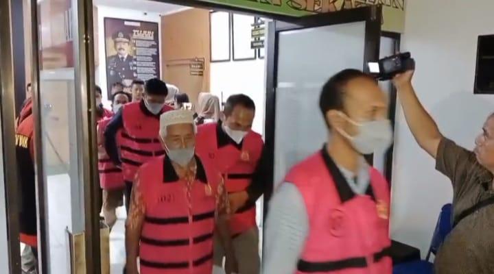 tersangka-kasus-Tipikor-penyaluran-pupuk-subsidi-tahun-2019-2022-do.jpg