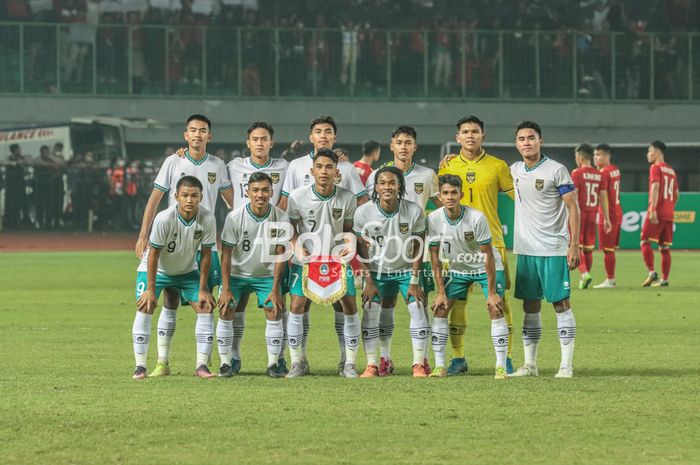 timnas-indonesia-u19-saat-hadapi-vietnam-piala-aff-u19-2022.jpg