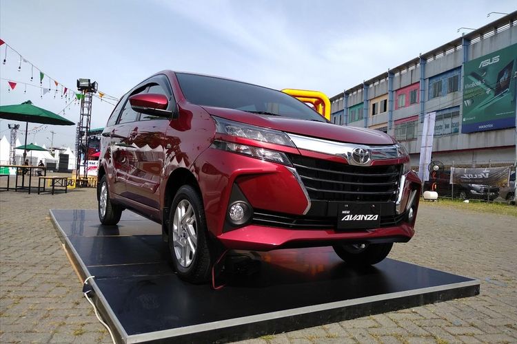 toyota-avanza-veloz-2019.jpg