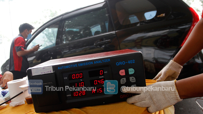 uji-emisi-kendaraan-4_20151021_175841.jpg