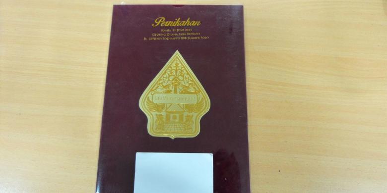 Ini Kartu Undangan Pernikahan Putra Jokowi, Cukup Sederhana