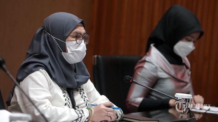 Lili Pintauli Siregar Didesak Mundur Dari Kursi Wakil Ketua KPK