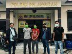 2-buruh-curi-pupuk-pt-thip.jpg