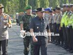 2804-polisi-tni-dishub-medis-dan-satpol-pp-amankan-jalur-mudik-dan-pemudik-selama-lebaran-2019.jpg