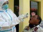 350-personil-satpol-pp-dan-damkar-pelalawan-jalani-swab-massal.jpg