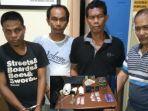 4-laki-laki-diamankan-polisi-di-dumai-bersama-33-paket-narkotika-jenis-sabu-sabu-siap-edar.jpg
