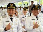 Agung-Markarius-foto-bersama-disela-momen-pelantikan.jpg