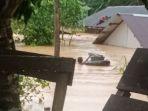 Banjir-di-Desa-Keritang-dan-Desa-Batu-Ampar.jpg
