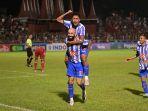 Bruno-Silva-rayakan-gol.jpg
