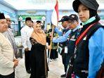 Bupati-Bengkalis-Kasmarni-Lepas-Keberangkatan-164-JCH-Kloter-12-Menuju-Madinah.jpg