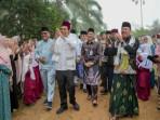 Bupati-Kuasing-Suhardiman-dan-Ustadz-Abdul-Somad.jpg