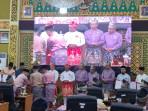 Bupati-Pelalawan-H-Zukri-dan-Wabup-Husni-Tamrin-HUT-pelalawan.jpg