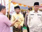 Bupati-Suhardiman-Amby-dan-anggota-DPRD-Riau-Sardiyono.jpg