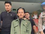 Epy-Kusnandar-menjalani-pemeriksaan-kesehatan-ditangkap-narkoba.jpg