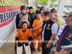 FOTO: Polda Riau Tangkap 2 Pria Perampok Bersenjata Api