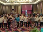 Foto-bersama-Peran-K3-dalam-Meningkatkan-Produktivitas-Kerja-yang-Berkelanjutan.jpg