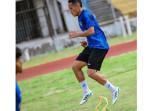 Gelandang-PSPS-Pekanbaru-Yudhi-Aditya-latihan.jpg