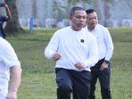 Gubernur_Riau_Abdul_Wahid_saat_mengikuti_retret_di_Akademi_Militer.jpg